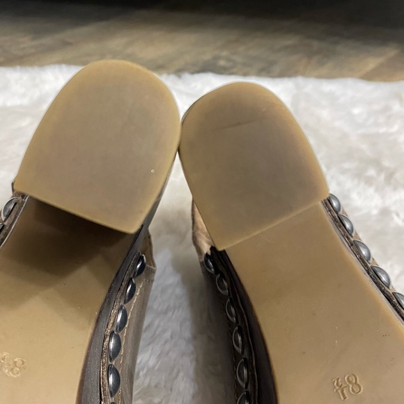 Great condition. Only wore a couple times. Naughty Monkey heels - Picture 7 of 7